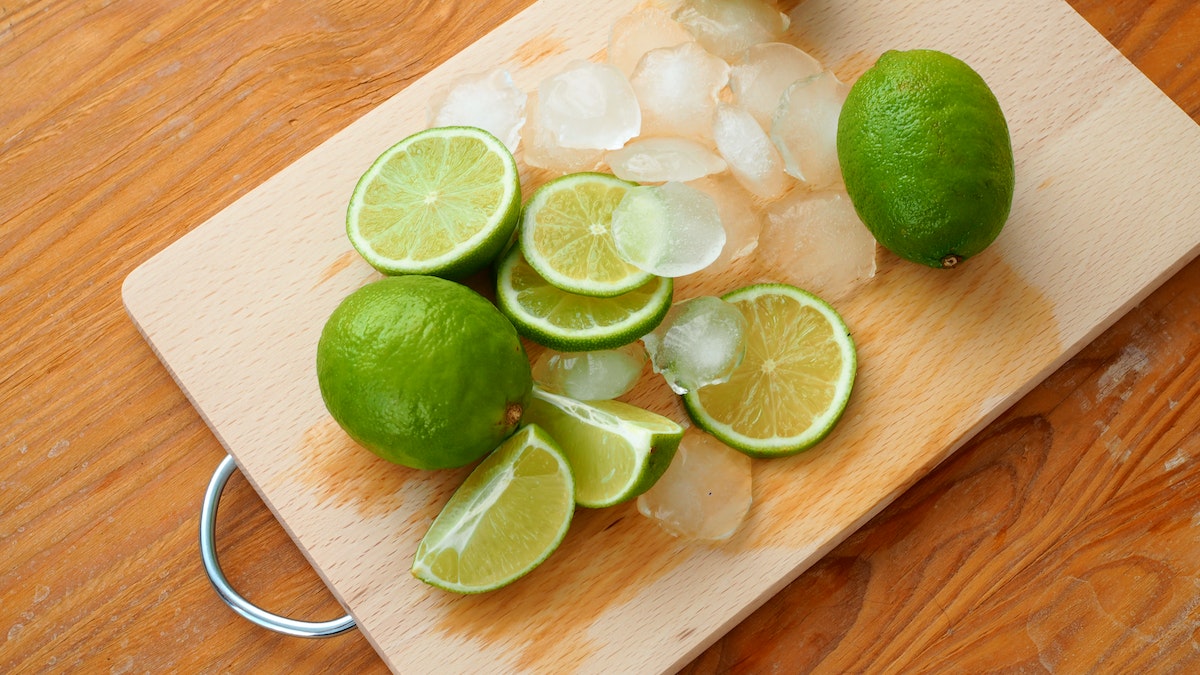 Can You Freeze Limes? Plus Best Ways to Defrost Frozen Limes